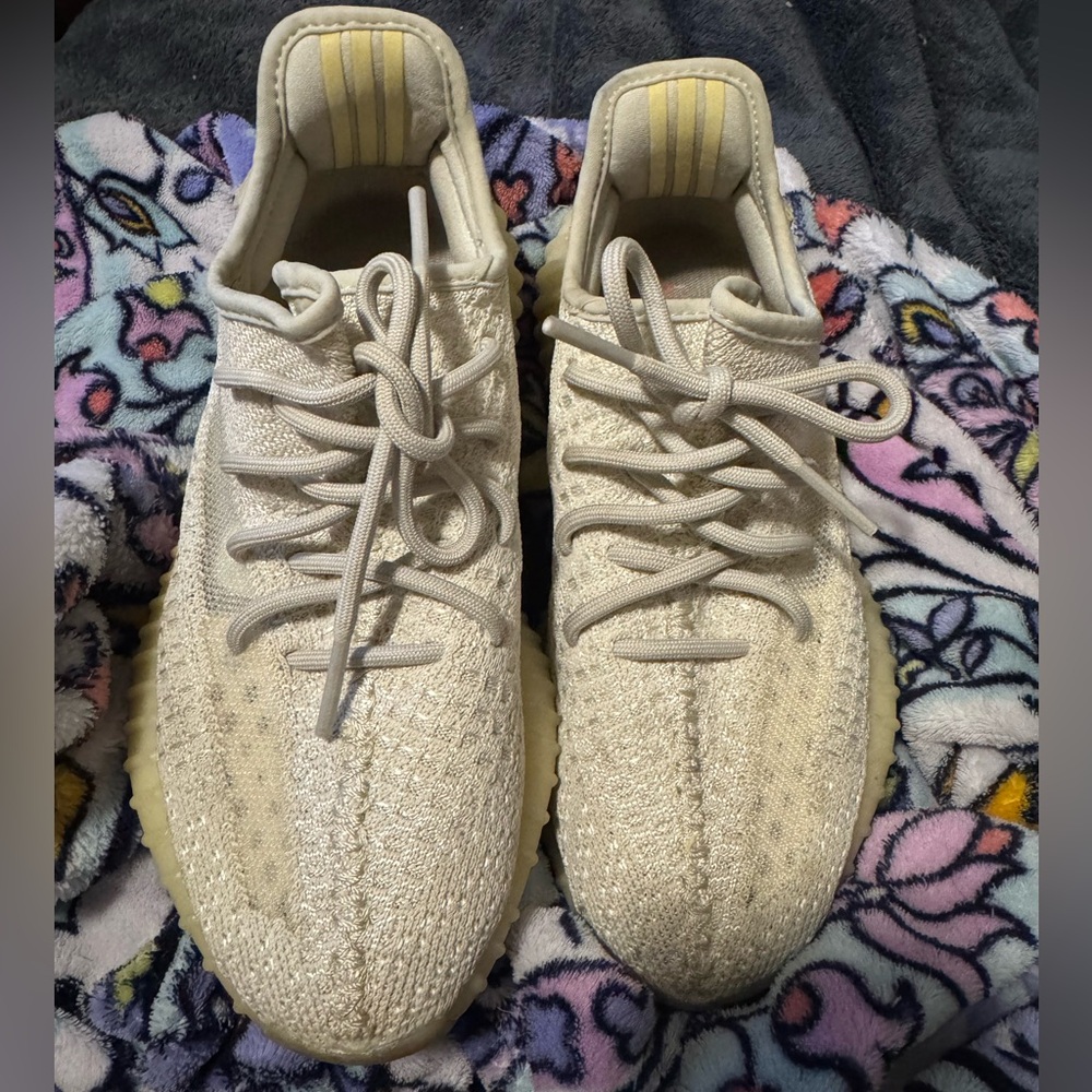 YEEZY BOOST REFLECTIVE!!! 350 V2 Cream White